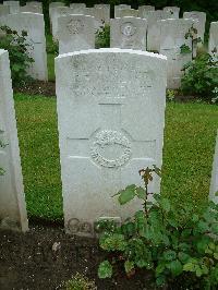 Etaples Military Cemetery - McClung, Gilbert Edward