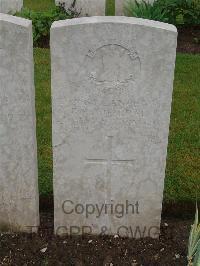 Etaples Military Cemetery - McCrae, Richard Ritchie