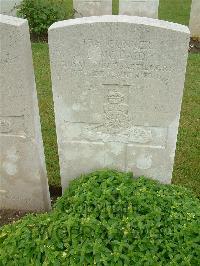 Etaples Military Cemetery - McDaid, John