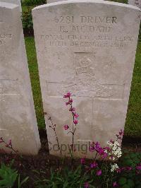 Etaples Military Cemetery - McDaid, Robert