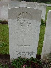 Etaples Military Cemetery - McDonald, Alan Roderick
