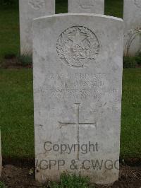 Etaples Military Cemetery - McDonald, John