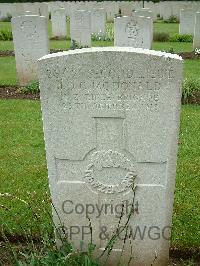 Etaples Military Cemetery - McDonald, John Duncan Campbell