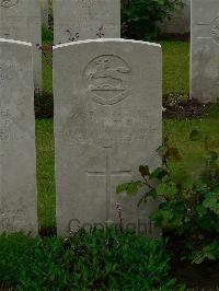 Etaples Military Cemetery - McFarland, T