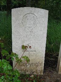 Etaples Military Cemetery - McKay, A
