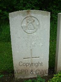Etaples Military Cemetery - McKeown, P