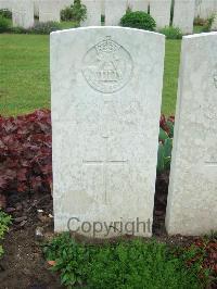 Etaples Military Cemetery - McLaren, Edward