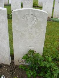 Etaples Military Cemetery - McLaughlan, J