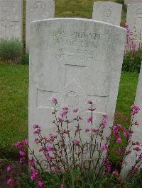 Etaples Military Cemetery - McLean, A