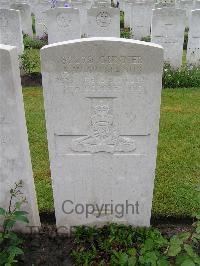 Etaples Military Cemetery - McManus, Arthur William