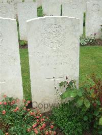 Etaples Military Cemetery - McMillan, A