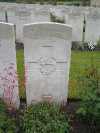Etaples Military Cemetery - McPhee, Neil Allan