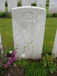 Etaples Military Cemetery - Meek, T