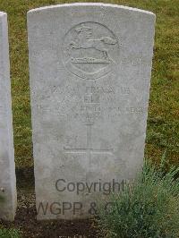 Etaples Military Cemetery - Mellor, G