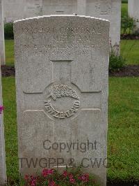 Etaples Military Cemetery - Mettam, Frederick James