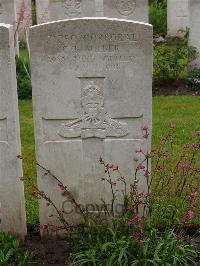 Etaples Military Cemetery - Miller, Charles Knight