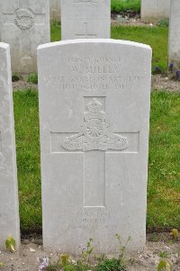 Etaples Military Cemetery - Miller, Wilfrid