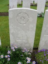Etaples Military Cemetery - Millward, W