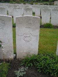 Etaples Military Cemetery - Mitchell, Jethro