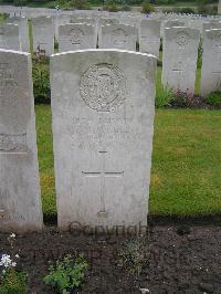 Etaples Military Cemetery - Mitchell, Josephus