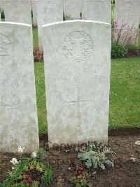 Etaples Military Cemetery - Mitchell, John O.