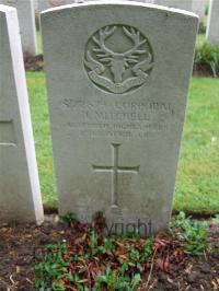 Etaples Military Cemetery - Mitchell, J