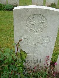 Etaples Military Cemetery - Mitchell, Peter