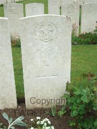 Etaples Military Cemetery - Mitchell, Philip Thomas