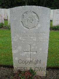 Etaples Military Cemetery - Moas, George Kenneth