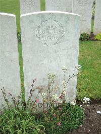 Etaples Military Cemetery - Moffat, William