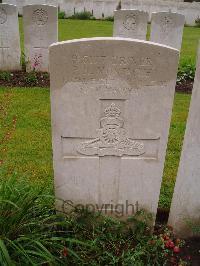 Etaples Military Cemetery - Montague, Percy Harold