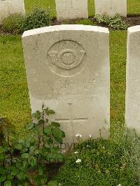 Etaples Military Cemetery - Moore, Albert