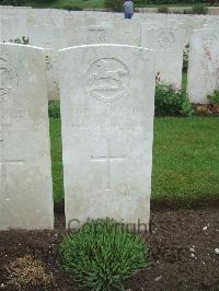 Etaples Military Cemetery - Moore, Percival Kermode