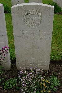 Etaples Military Cemetery - Morgan, T