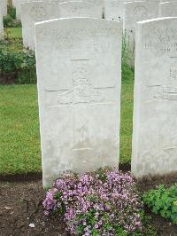 Etaples Military Cemetery - Morgan, William