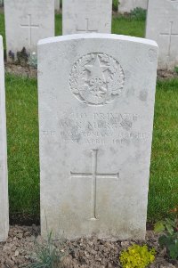 Etaples Military Cemetery - Morgan, W K