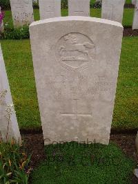 Etaples Military Cemetery - Morrison, George Hamilton