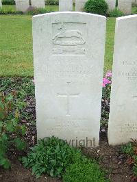 Etaples Military Cemetery - Mottram, Herbert Arthur
