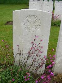 Etaples Military Cemetery - Moughan, T