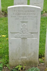Etaples Military Cemetery - Muckleston, C C
