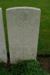 Etaples Military Cemetery - Murphy, Dougald Graham