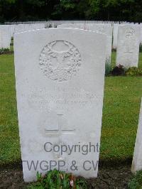 Etaples Military Cemetery - Murray, John Donald