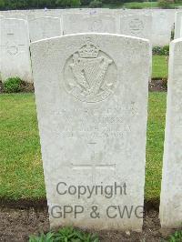 Etaples Military Cemetery - Musk, William Mark