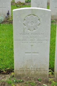Etaples Military Cemetery - Neil, J