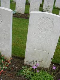 Etaples Military Cemetery - Netherwood, G E