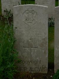 Etaples Military Cemetery - Neve, Charles Walter