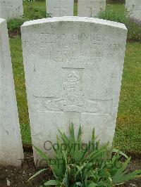 Etaples Military Cemetery - Newman, Ernest Henry
