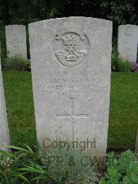 Etaples Military Cemetery - Northam, James Henry