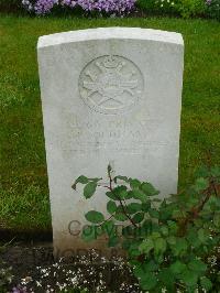 Etaples Military Cemetery - Oldham, Frank