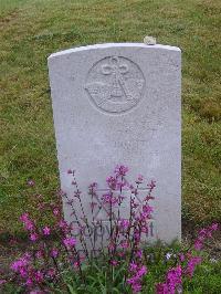 Etaples Military Cemetery - Orman, H